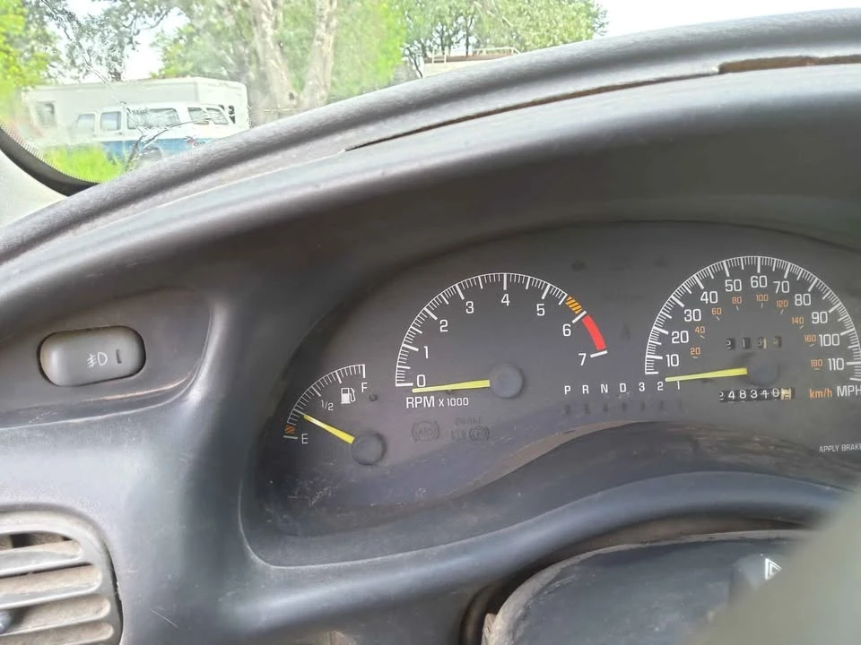 2000 Pontiac Grand Prix 3rd+ Gen - Image 6 of 7