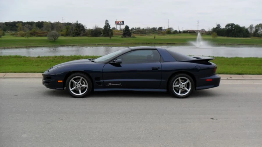 2000 Pontiac Firebird Trans Am 4th Gen - Image 2 of 11