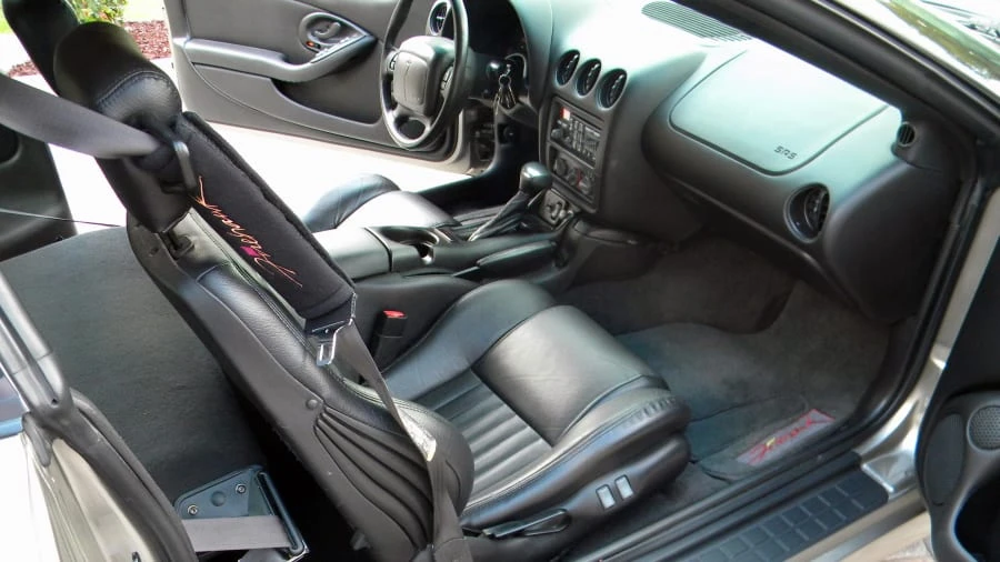 2000 Pontiac Firebird Trans Am 4th Gen - Image 5 of 10