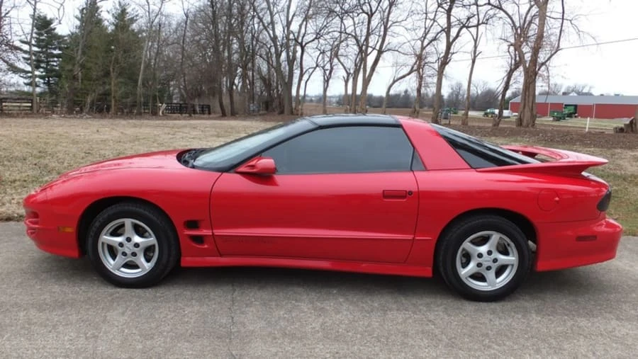 2000 Pontiac Firebird Trans Am 4th Gen - Image 2 of 8