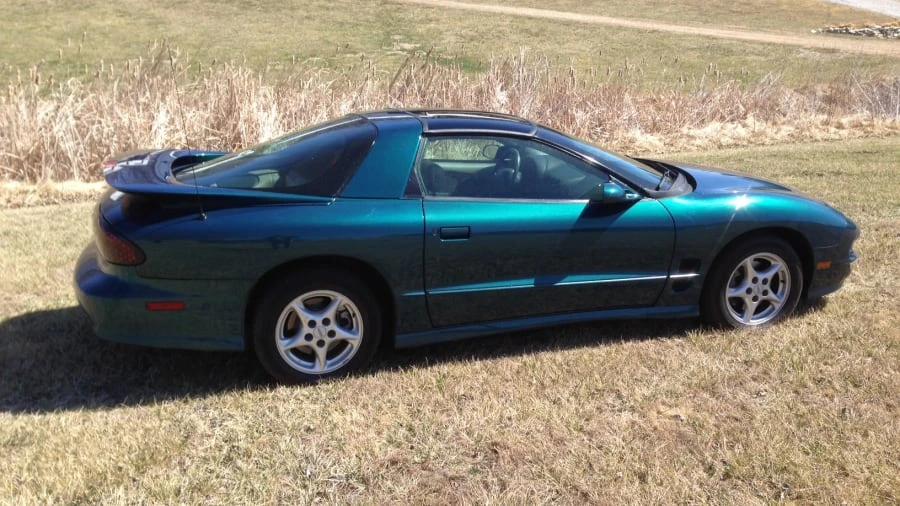 2000 Pontiac Firebird Trans Am 4th Gen - Image 2 of 2