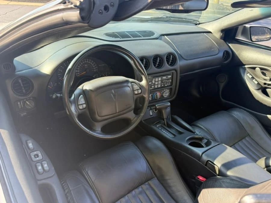 2000 Pontiac Firebird Trans Am 4th Gen - Image 10 of 17
