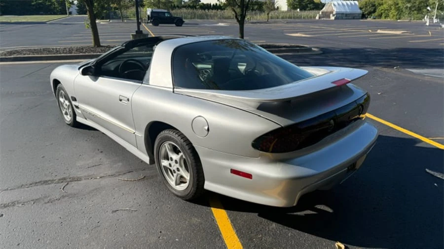 2000 Pontiac Firebird Trans Am 4th Gen - Image 8 of 17