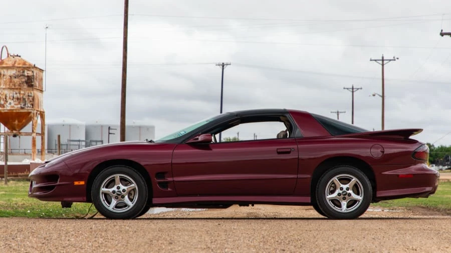 2000 Pontiac Firebird Trans Am 4th Gen - Image 2 of 14