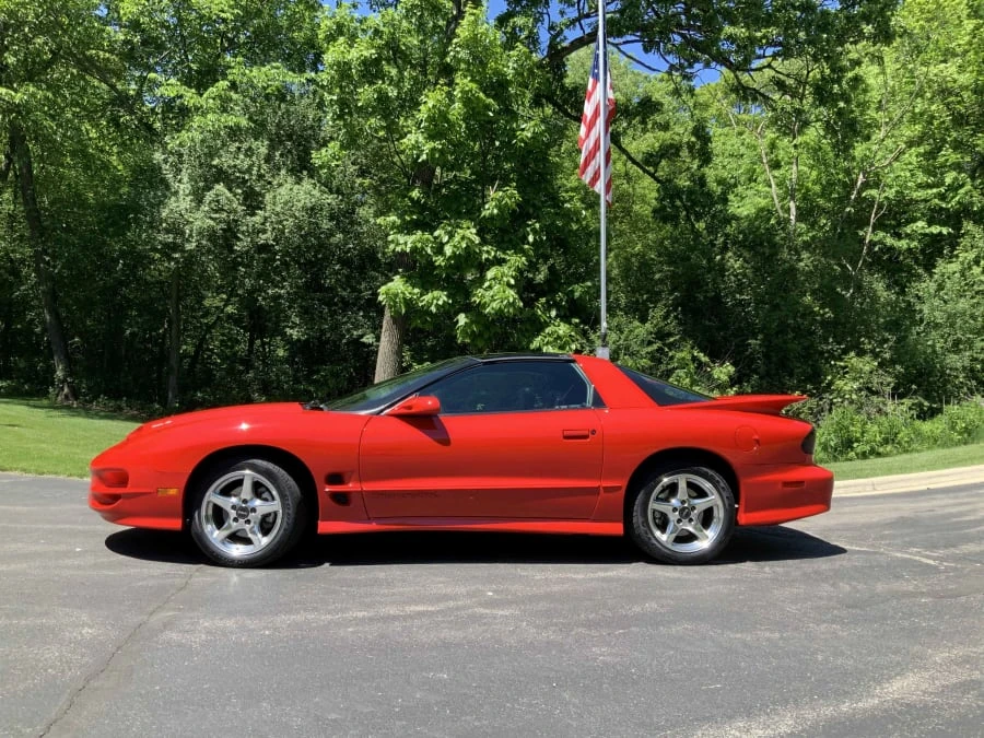 2000 Pontiac Firebird Trans Am 4th Gen - Image 2 of 12