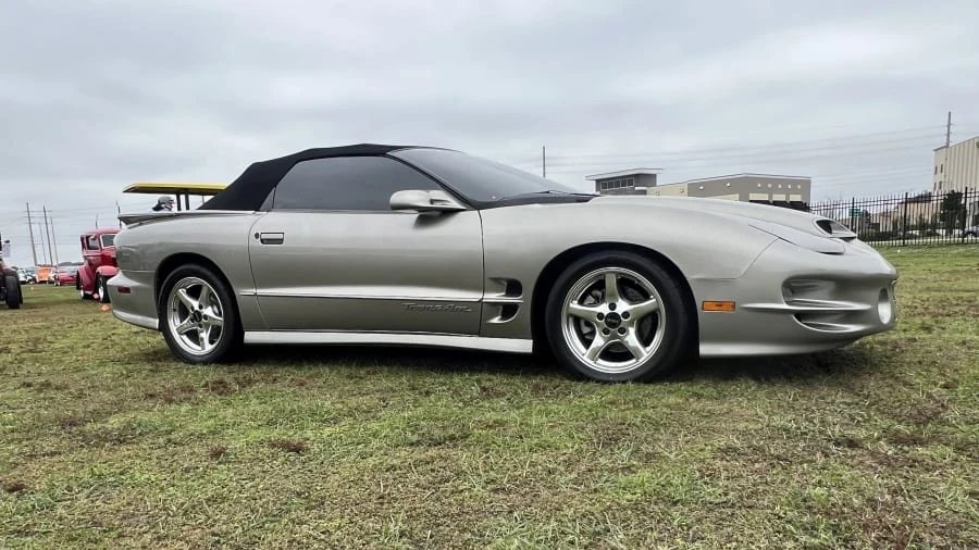 2000 Pontiac Firebird Trans Am 4th Gen - Image 11 of 17