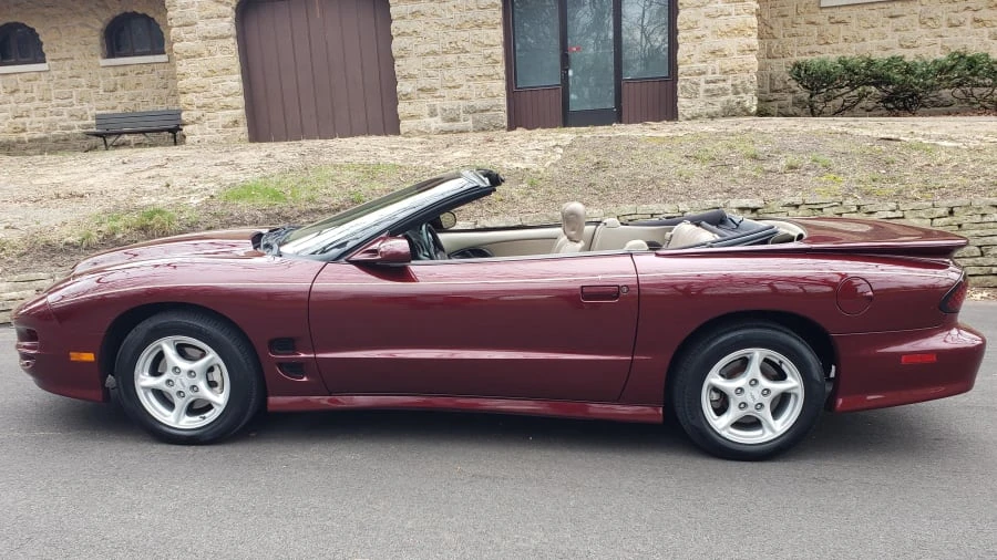 2000 Pontiac Firebird Trans Am 4th Gen - Image 2 of 16