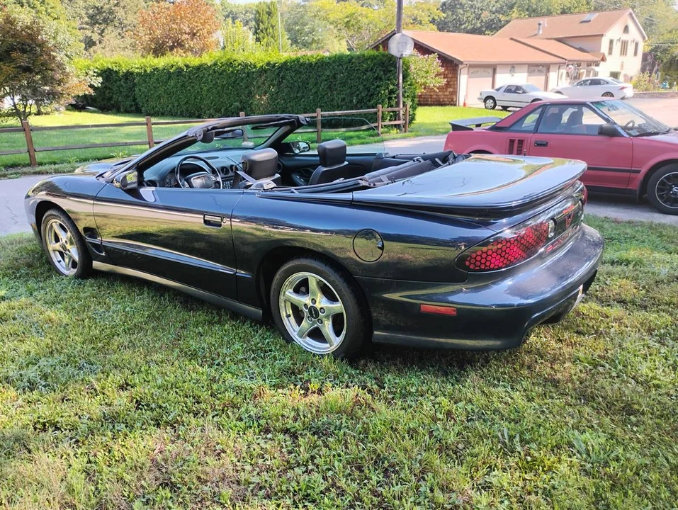 2000 Pontiac Firebird Trans Am 4th Gen - Image 2 of 5