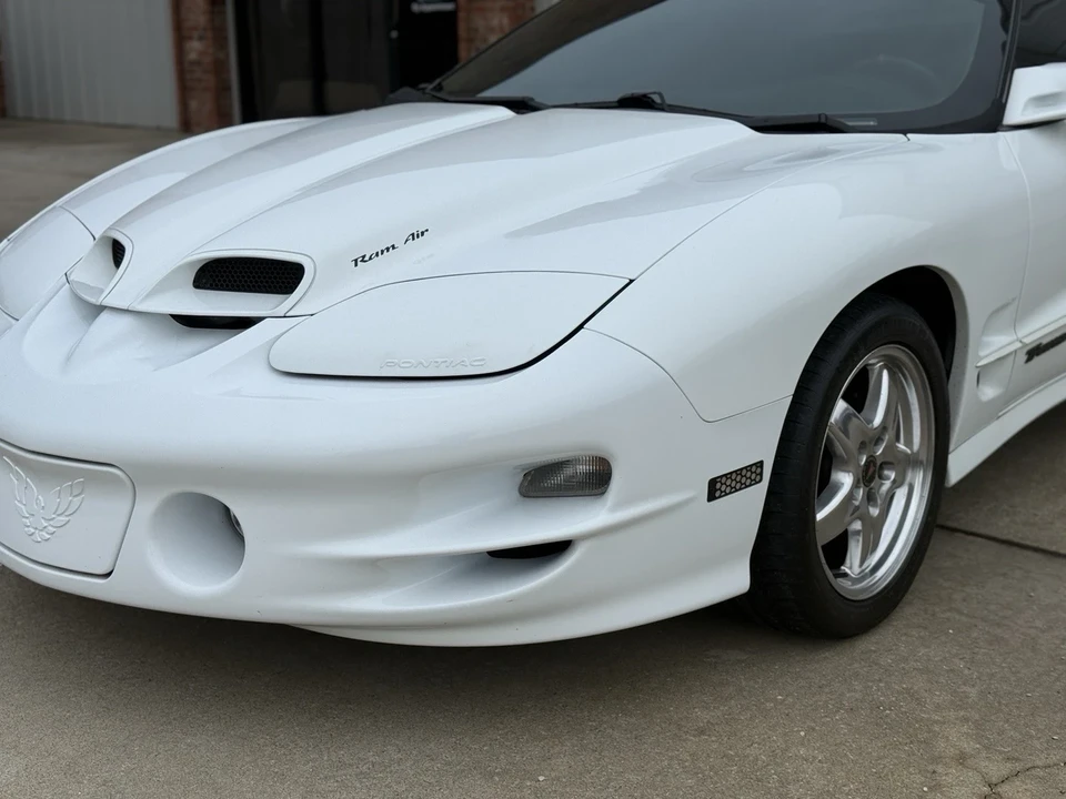 2000 Pontiac Firebird Trans Am 4th Gen - Image 2 of 21