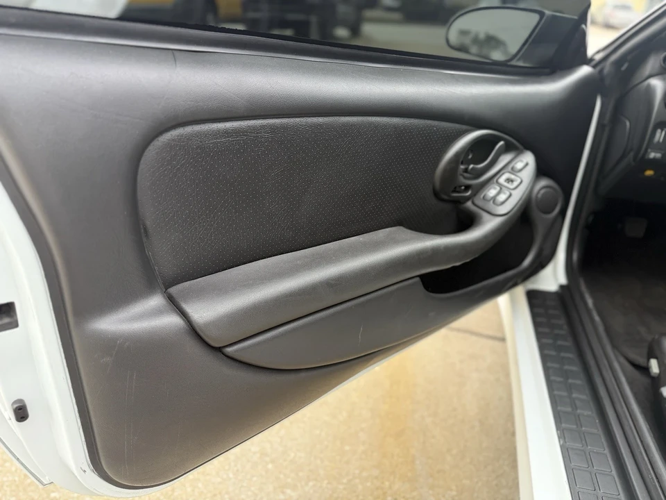 2000 Pontiac Firebird Trans Am 4th Gen - Image 10 of 21