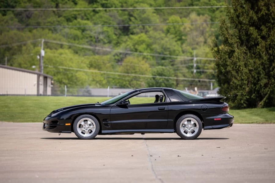 2000 Pontiac Firebird Trans Am 4th Gen - Image 2 of 31