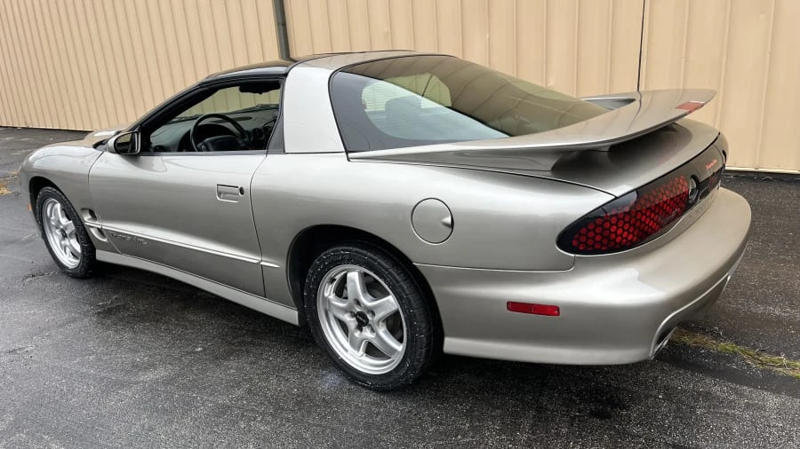 2000 Pontiac Firebird Trans Am 4th Gen - Image 3 of 7