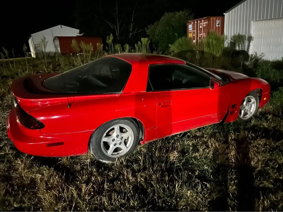 2000 Pontiac Firebird 4th Gen - Image 5 of 5