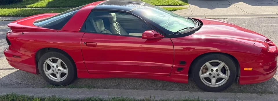 2000 Pontiac Firebird 4th Gen - Image 2 of 12