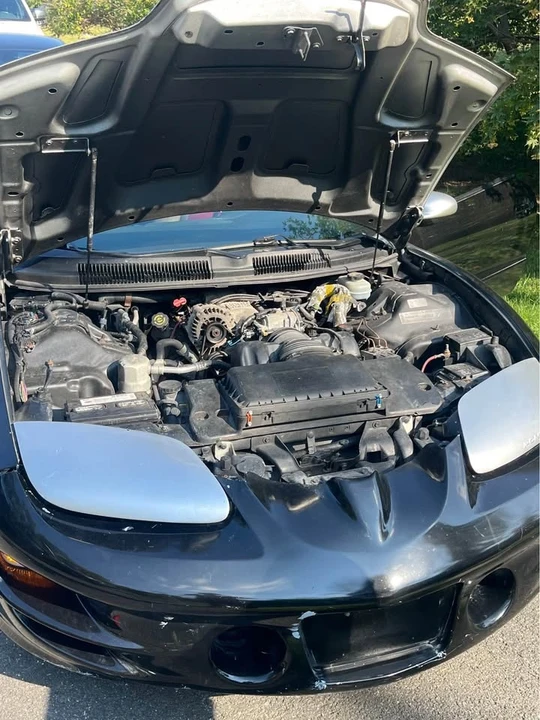 2000 Pontiac Firebird 4th Gen - Image 3 of 6