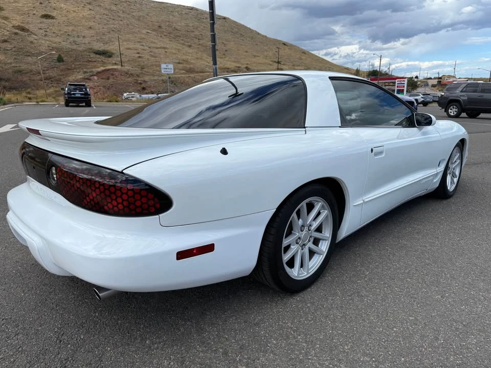 2000 Pontiac Firebird 4th Gen - Image 5 of 17