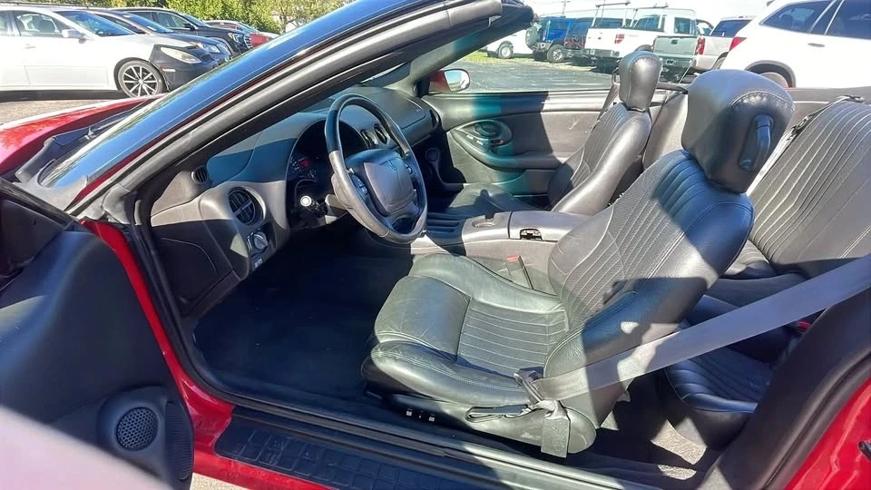 2000 Pontiac Firebird 4th Gen - Image 15 of 20