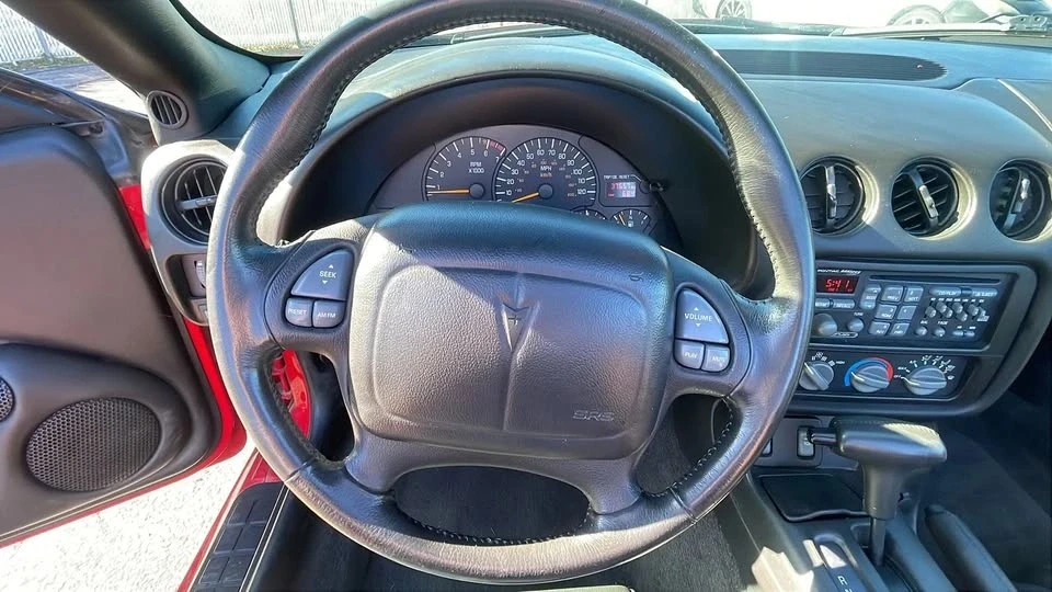 2000 Pontiac Firebird 4th Gen - Image 16 of 20