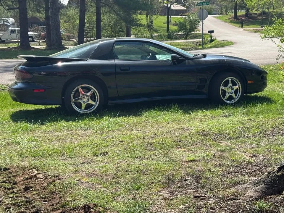 2000 Pontiac Firebird Trans Am 4th Gen - Image 2 of 7