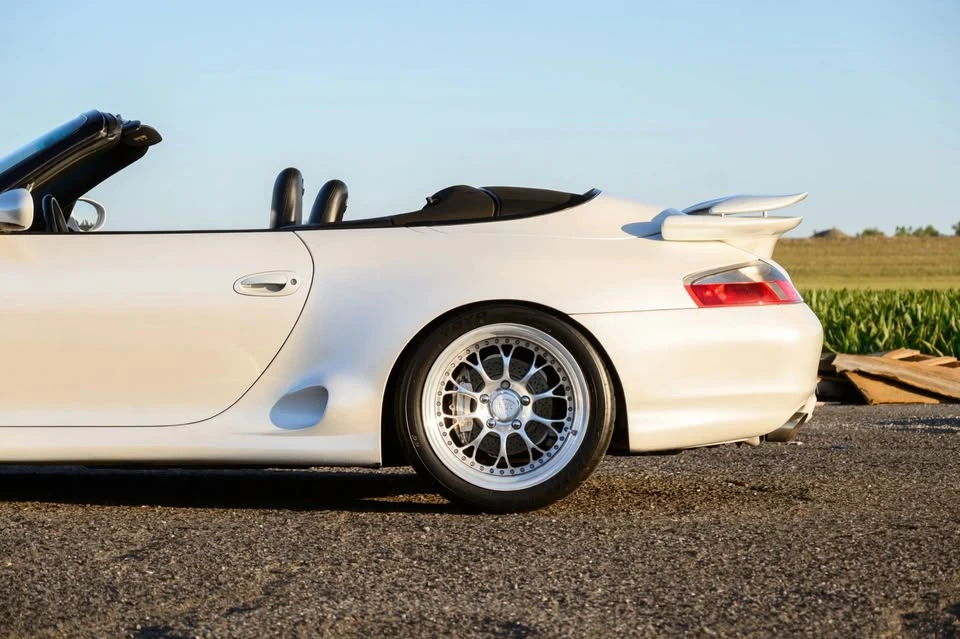 2000 Porsche 911 - Image 15 of 20