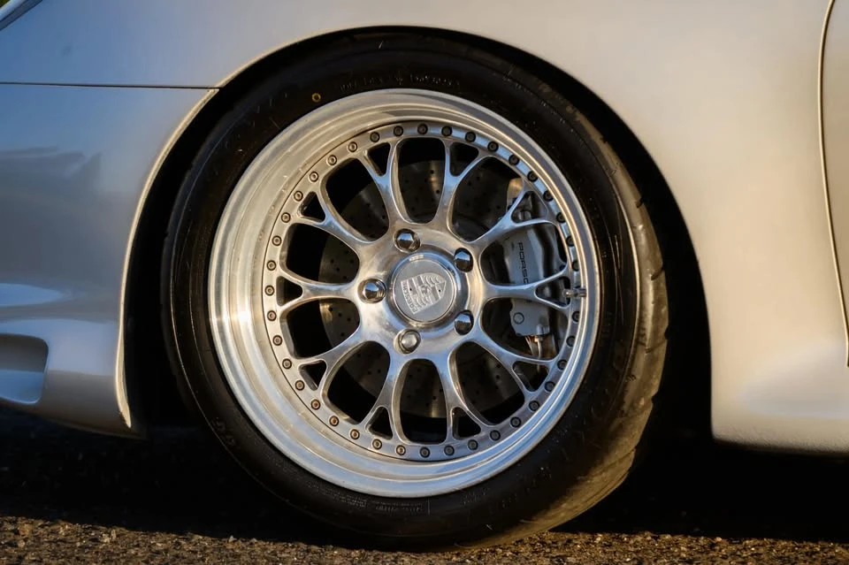 2000 Porsche 911 - Image 19 of 20