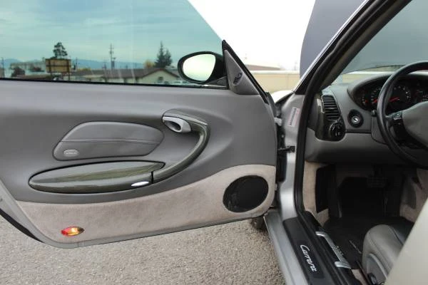 2000 Porsche 996 Carrera - Image 10 of 21