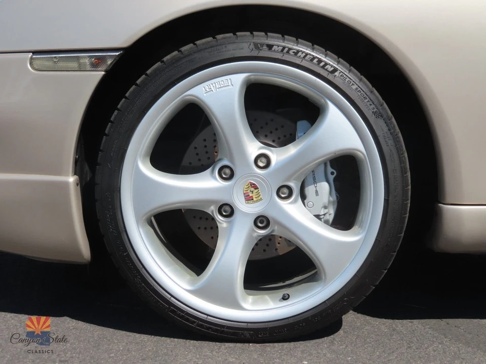 2000 Porsche 996 Carrera 4 - Image 16 of 21