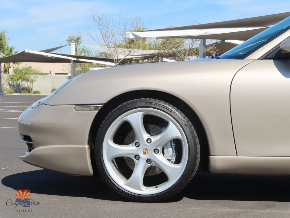 2000 Porsche 996 Carrera 4 - Image 17 of 21