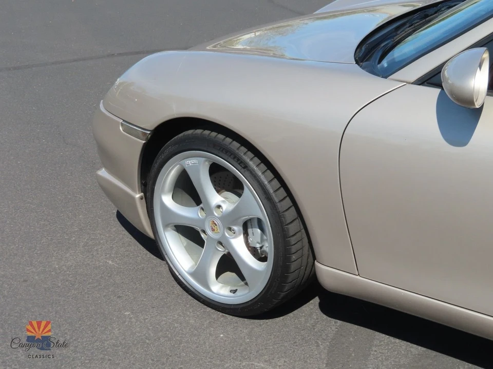 2000 Porsche 996 Carrera 4 - Image 12 of 21