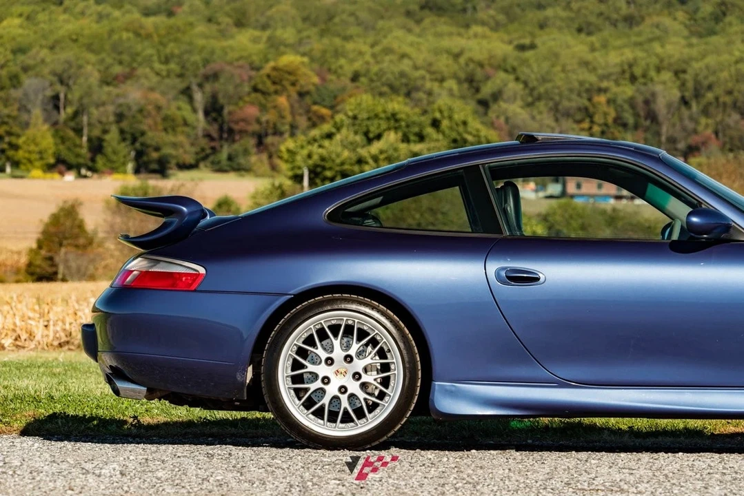 2000 Porsche 996 Carrera 4 - Image 8 of 21