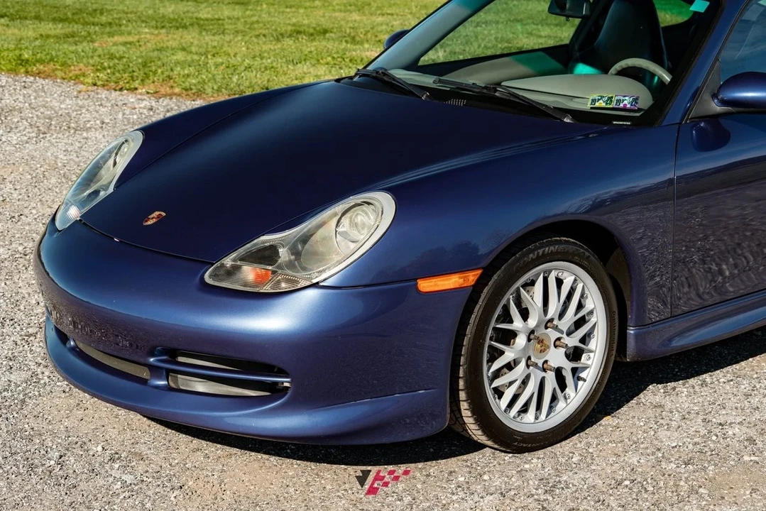 2000 Porsche 996 Carrera 4 - Image 16 of 21