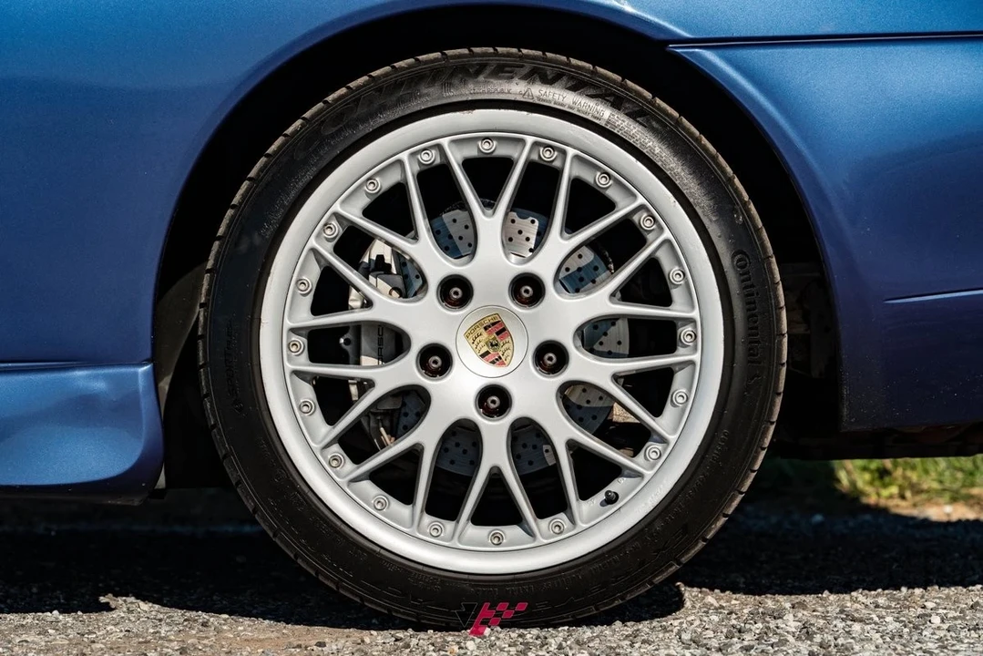 2000 Porsche 996 Carrera 4 - Image 15 of 21