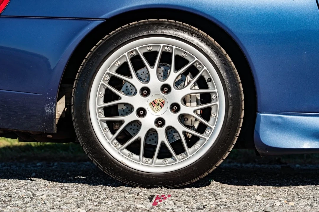 2000 Porsche 996 Carrera 4 - Image 12 of 21