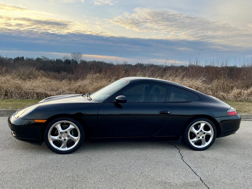 2000 Porsche 996 Carrera - Image 2 of 31