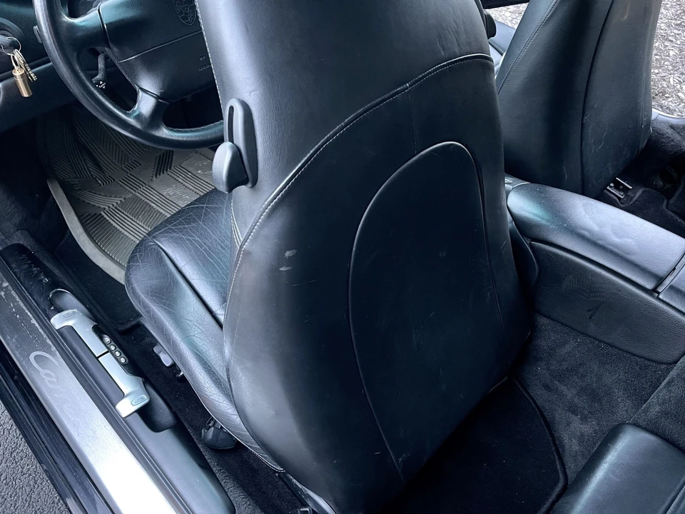 2000 Porsche 996 Carrera - Image 19 of 31