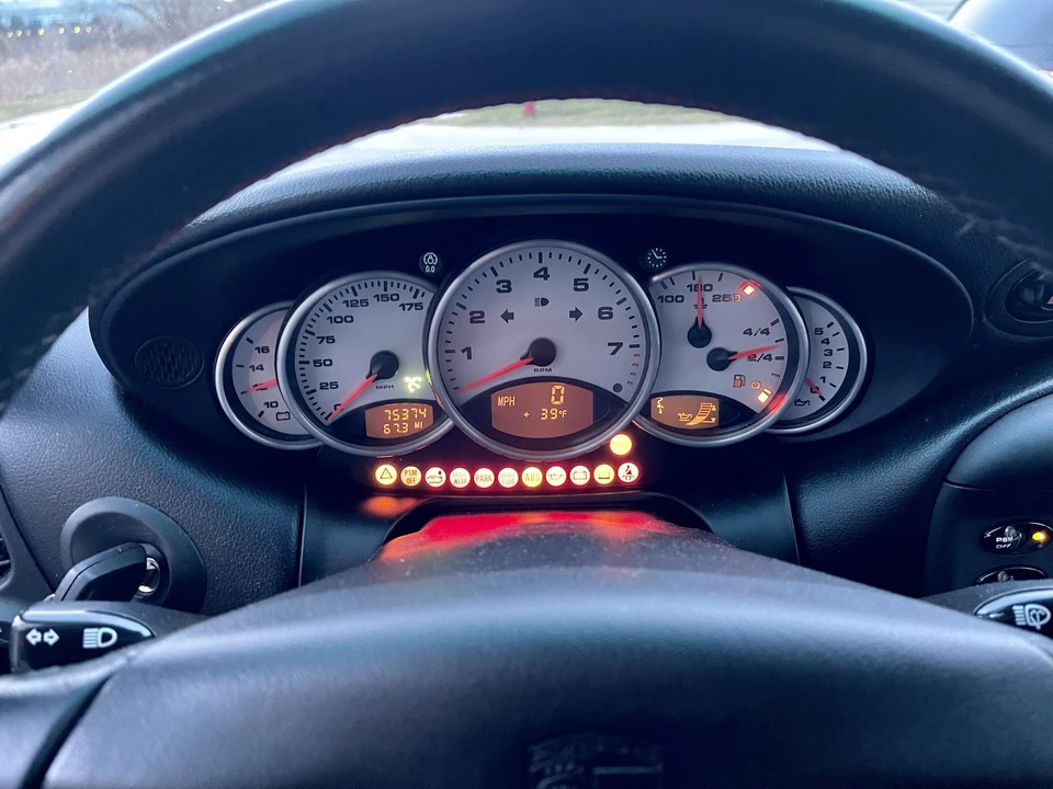 2000 Porsche 996 Carrera - Image 26 of 31