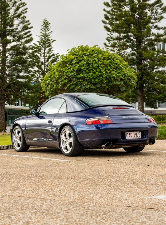 2000 Porsche 996 Carrera 4 - Image 23 of 31
