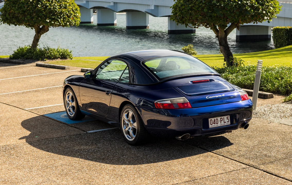 2000 Porsche 996 Carrera 4 - Image 7 of 31