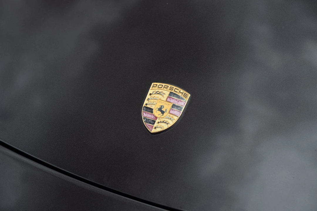 2000 Porsche 996 Carrera 4 - Image 11 of 31