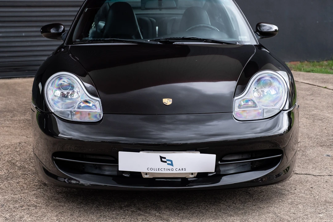 2000 Porsche 996 Carrera 4 - Image 19 of 31