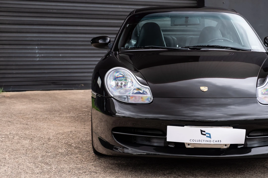 2000 Porsche 996 Carrera 4 - Image 25 of 31