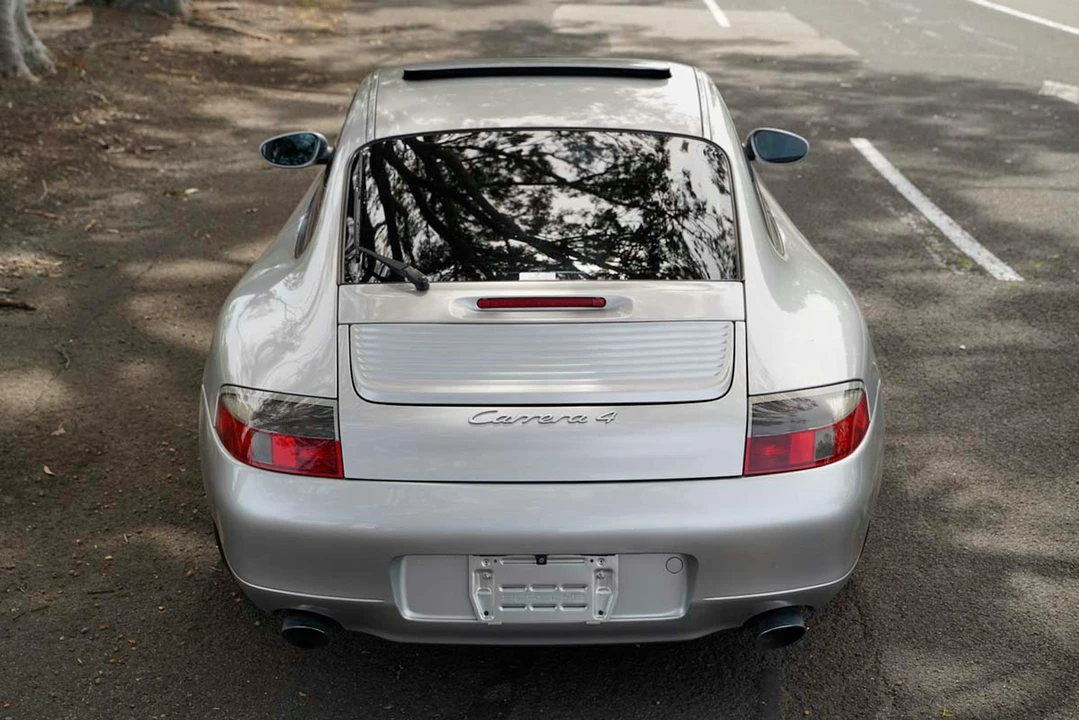 2000 Porsche 996 Carrera 4 - Image 14 of 21