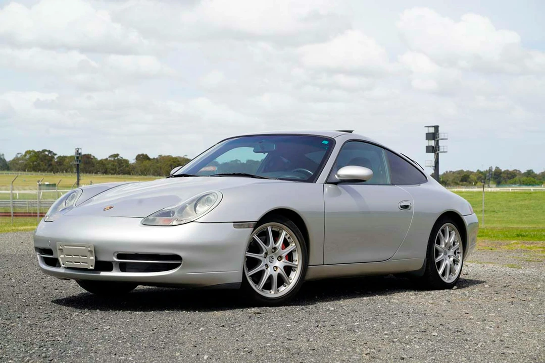 2000 Porsche 996 Carrera 4 - Image 3 of 21