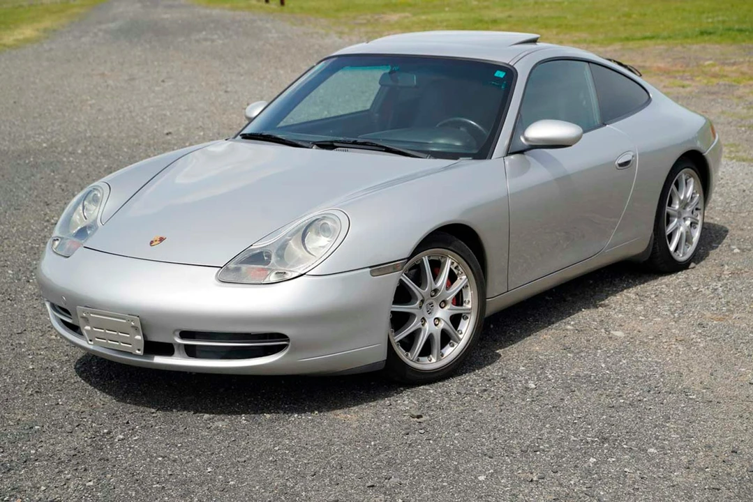 2000 Porsche 996 Carrera 4 - Image 11 of 21