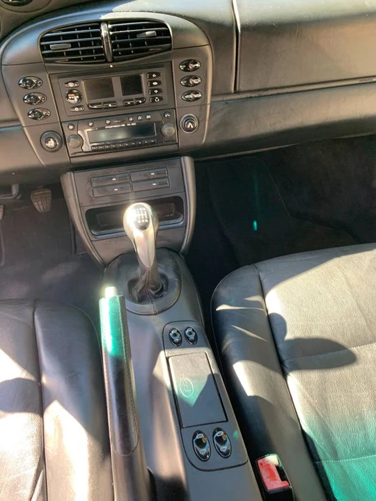 2000 Porsche 996 Carrera - Image 11 of 24