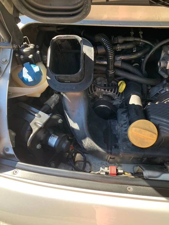 2000 Porsche 996 Carrera - Image 16 of 24