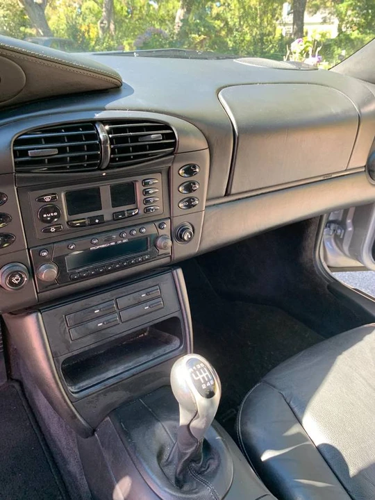 2000 Porsche 996 Carrera - Image 12 of 24