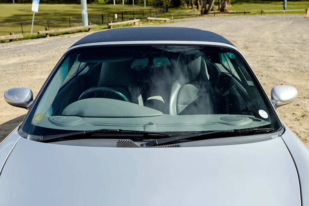 2000 Porsche 996 Carrera - Image 23 of 31