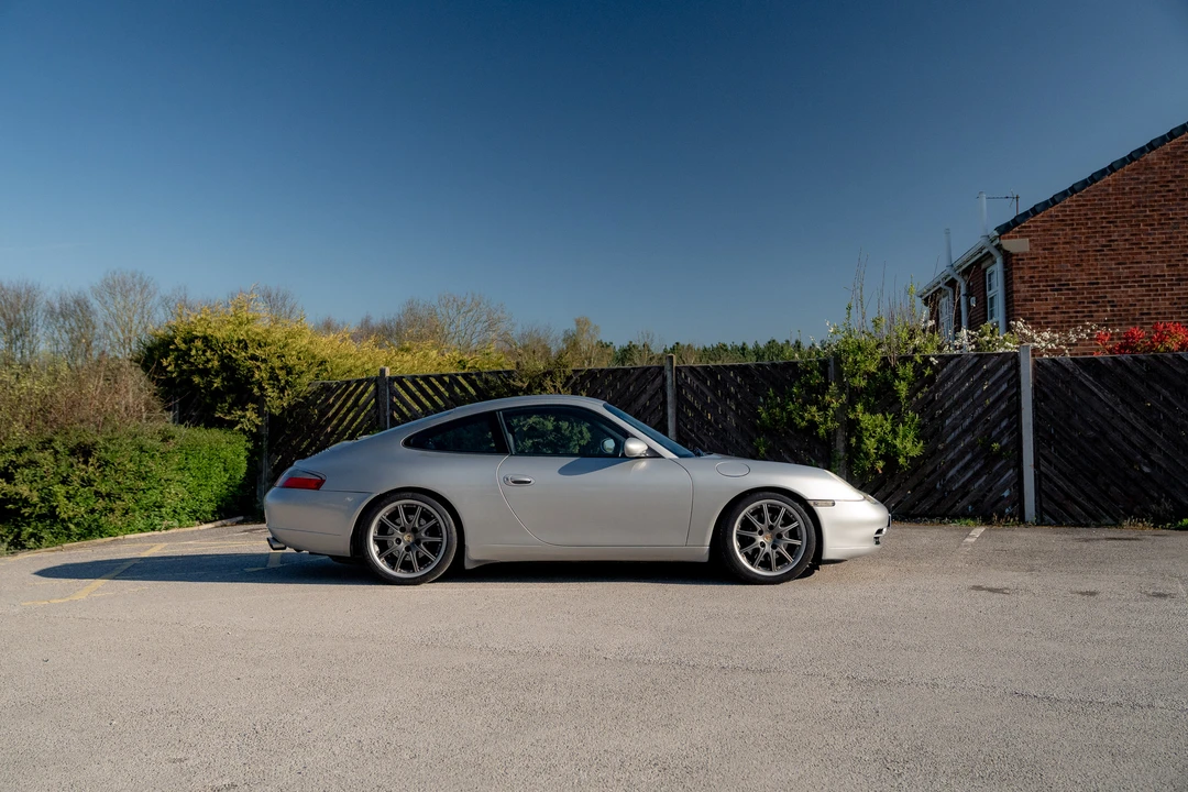 2000 Porsche 996 Carrera - Image 18 of 21