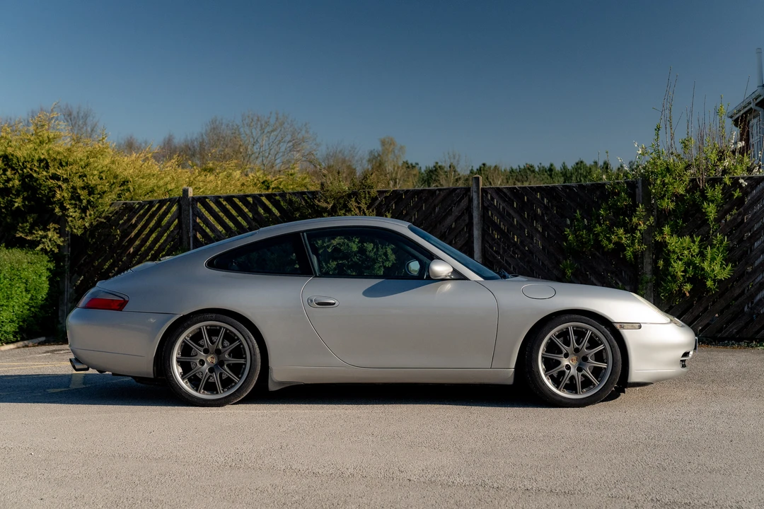 2000 Porsche 996 Carrera - Image 10 of 21